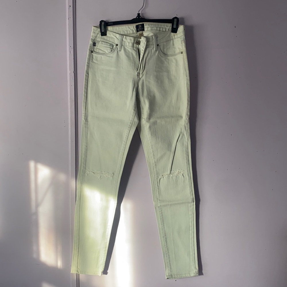 Just Black: Light wash skinny jeans